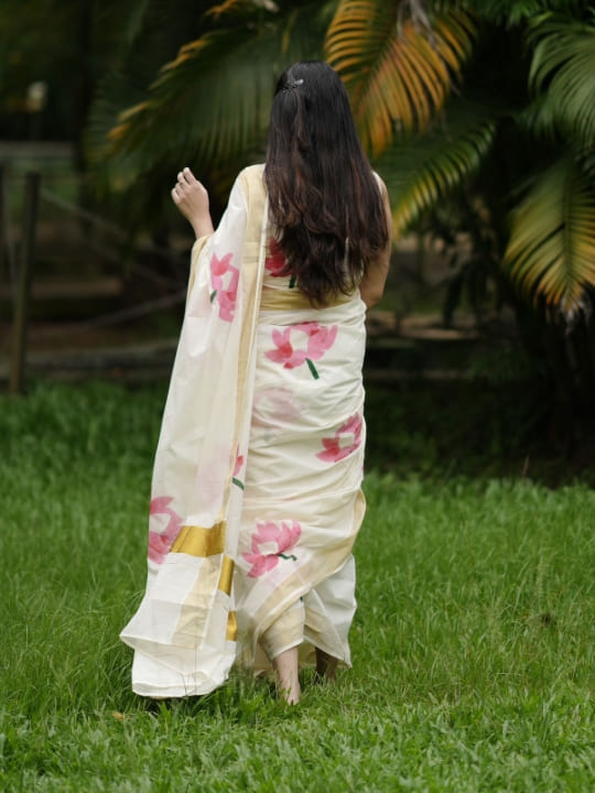 KERALA  04 LOTUS