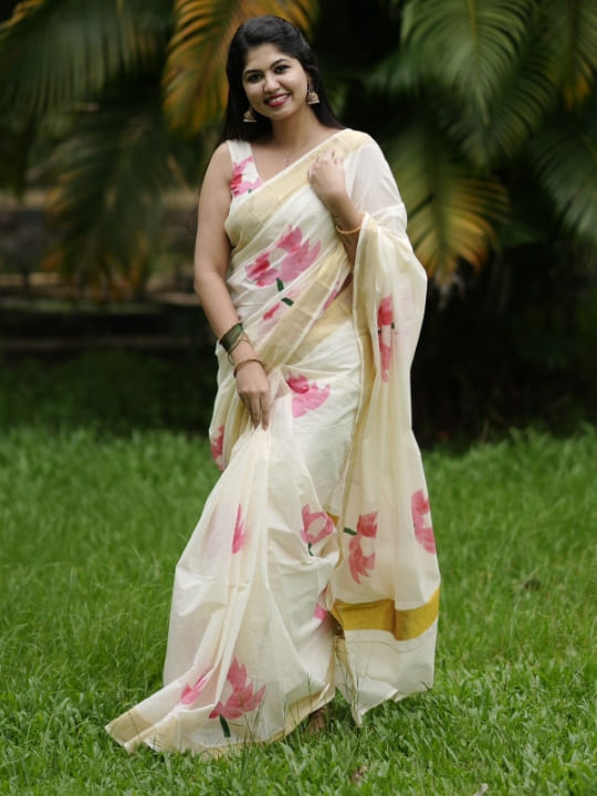 KERALA  04 LOTUS